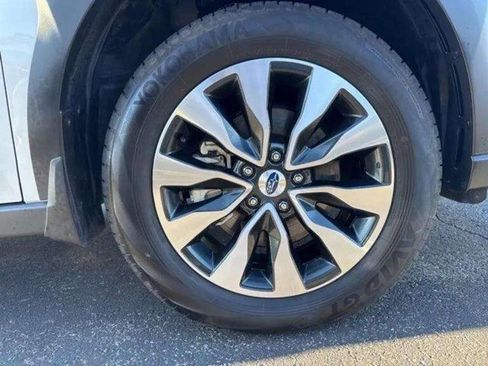 Certified 2025 Subaru Outback Limited image 20