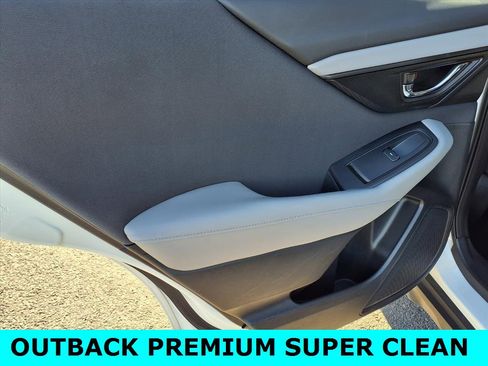 Used 2024 Subaru Outback Premium image 7