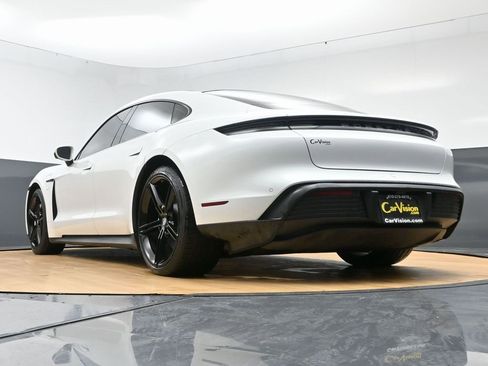 Used 2021 Porsche Taycan image 54