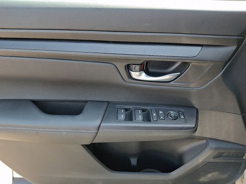 Used 2025 Honda CR-V EX image 12