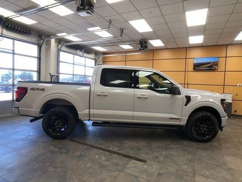 New 2025 Ford F150 XLT w/ Equipment Group 301A Standard image 8