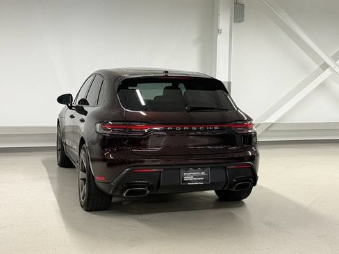Certified 2026 Porsche Macan AWD/4WD image 3