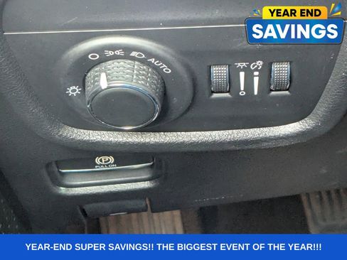 Used 2021 Jeep Grand Cherokee L Laredo w/ Luxury Tech Group I image 38