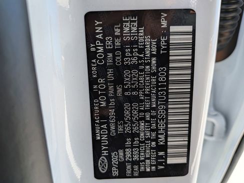 New 2026 Genesis GV80 2.5T Advanced image 32