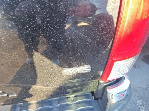 Used 2017 Toyota Tacoma SR5 image 10