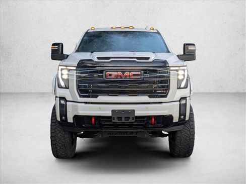 Used 2024 GMC Sierra 2500 AT4 w/ AT4 Premium Plus Package image 2