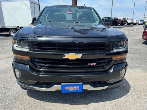 Used 2017 Chevrolet Silverado 1500 LT w/ All Star Edition AWD/4WD image 9