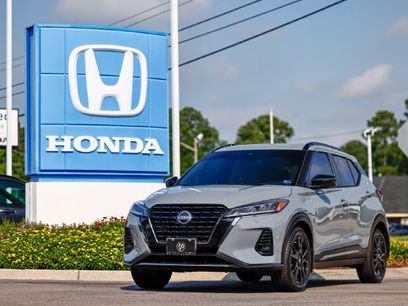 Used 2024 Nissan Kicks SR w/ SR Premium Package