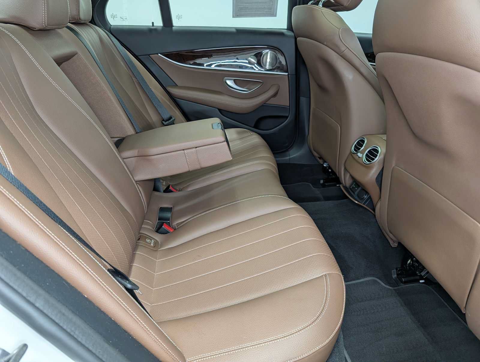 Certified 2023 Mercedes-Benz E 350 4MATIC Sedan image 37