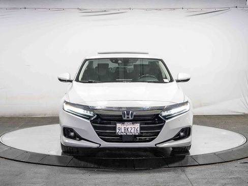 Used 2021 Honda Accord Touring image 6