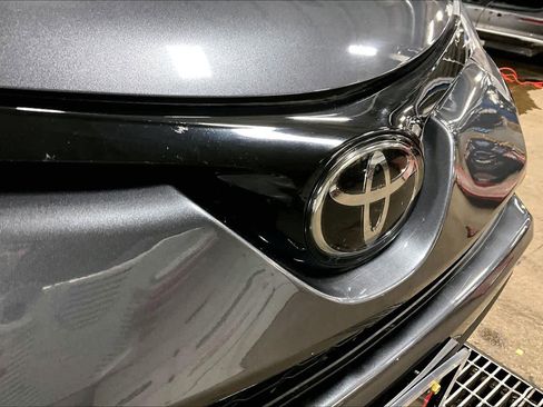 Certified 2017 Toyota RAV4 SE image 28