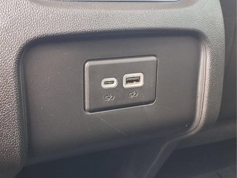 Certified 2024 Chevrolet Blazer LT w/ Convenience Package FWD image 19