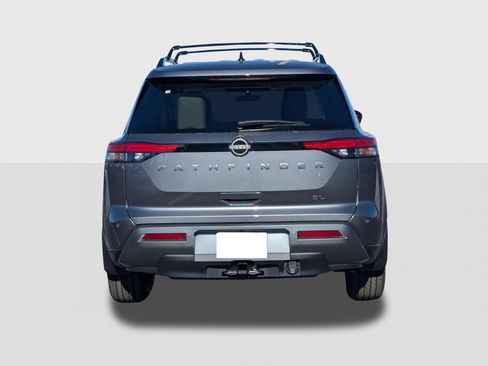 New 2026 Nissan Pathfinder SL image 4