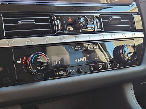 New 2026 Nissan Pathfinder SV image 13