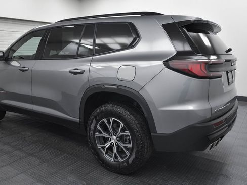 Used 2025 GMC Acadia AT4 image 5