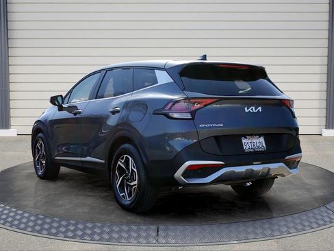 Used 2025 Kia Sportage LX image 5