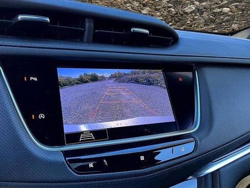 Used 2020 Cadillac XT5 Premium Luxury image 19