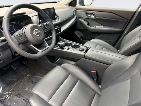 Used 2023 Nissan Rogue SV w/ SV Premium Package image 10