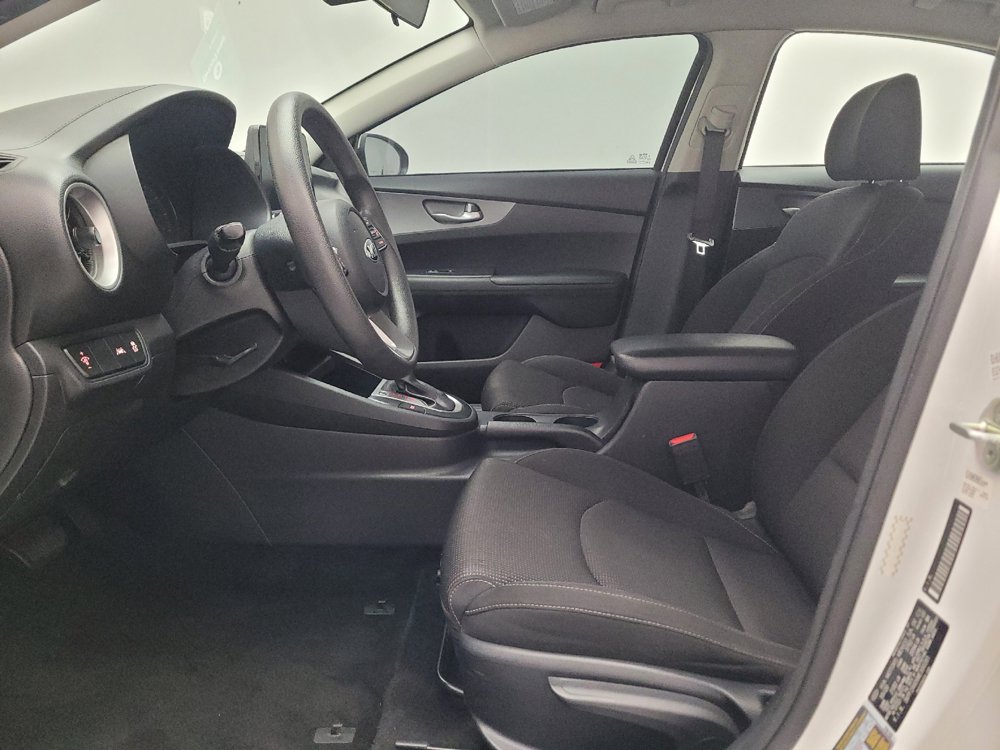 Used 2021 Kia Forte LXS FWD image 17