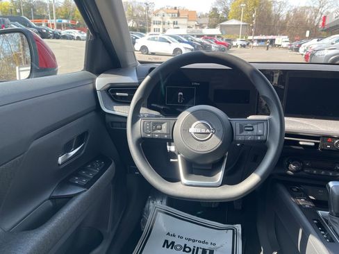 New 2026 Nissan Kicks SV AWD/4WD image 30