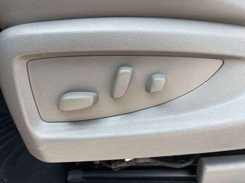Used 2019 Chevrolet Suburban LT AWD/4WD image 28