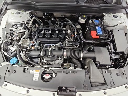 Used 2022 Honda Accord Sport image 38