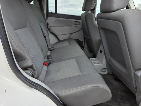 Used 2008 Jeep Liberty Sport w/ Popular Equipment Group AWD/4WD image 37