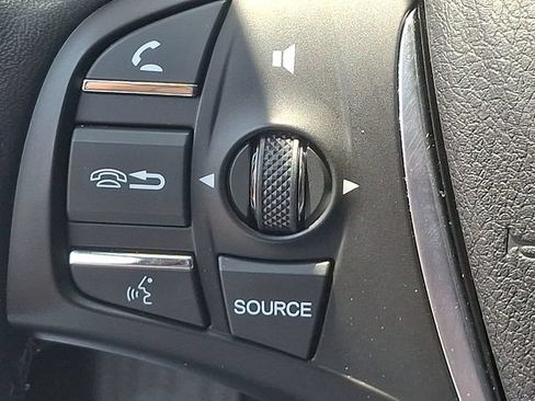 Used 2015 Acura TLX V6 w/ Technology Package FWD image 21