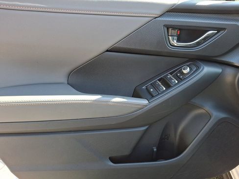 Certified 2025 Subaru Crosstrek 2.5i Limited w/ Crosstrek Mirror Package AWD/4WD image 14