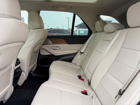 Certified 2025 Mercedes-Benz GLE 350 4MATIC image 18