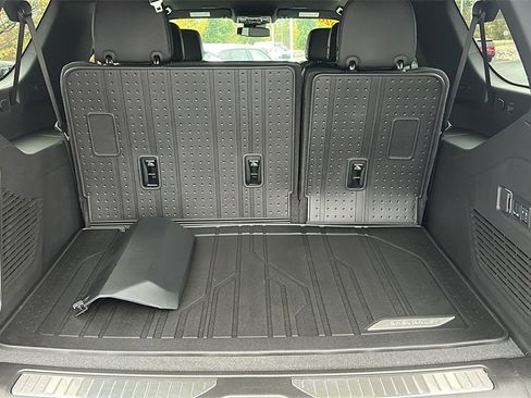 New 2026 Chevrolet Suburban RST w/ Comfort Package image 26