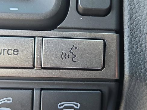 Used 2015 Subaru Legacy 2.5i image 26