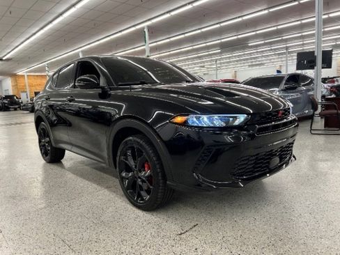 Used 2023 Dodge Hornet GT w/ Track Pack image 3