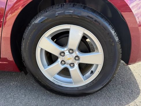 Used 2015 Chevrolet Cruze LT FWD image 17
