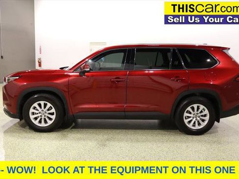 Used 2024 Toyota Grand Highlander XLE image 4