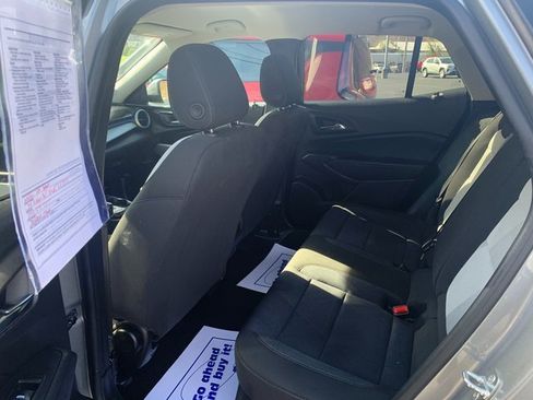 Used 2024 Chevrolet Trax LS w/ LS Convenience Package image 11