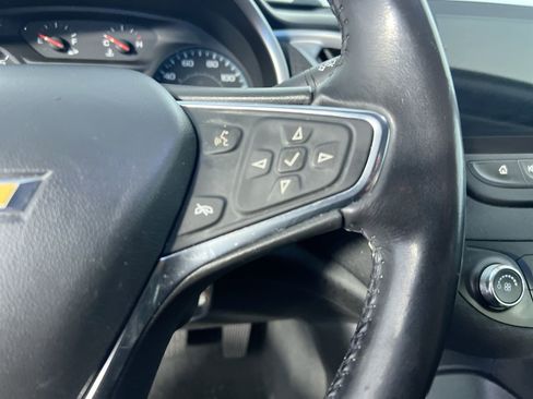 Used 2020 Chevrolet Malibu RS FWD image 15