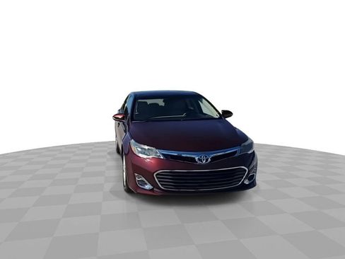 Used 2015 Toyota Avalon XLE image 2