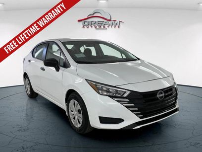 New 2025 Nissan Versa S w/ Trunk Package