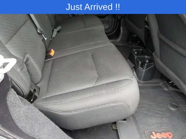 Used 2020 Jeep Wrangler Unlimited Sport AWD/4WD image 11