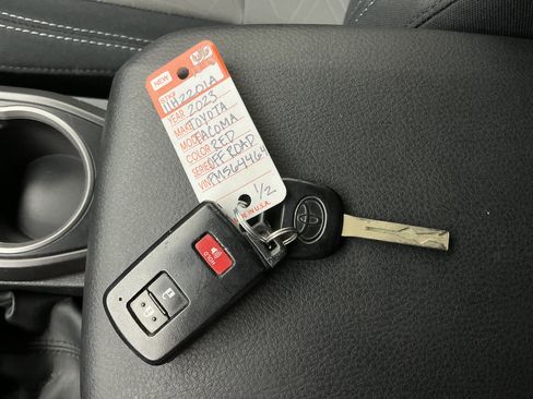 Used 2023 Toyota Tacoma SR image 8