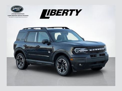 New 2025 Ford Bronco Sport Outer Banks w/ Outer Banks Tech Package+ image 1