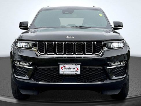 Used 2024 Jeep Grand Cherokee Limited w/ Trailer Tow Package AWD/4WD image 3