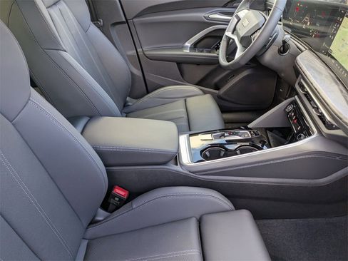 New 2025 Audi Q5 Premium Plus image 36