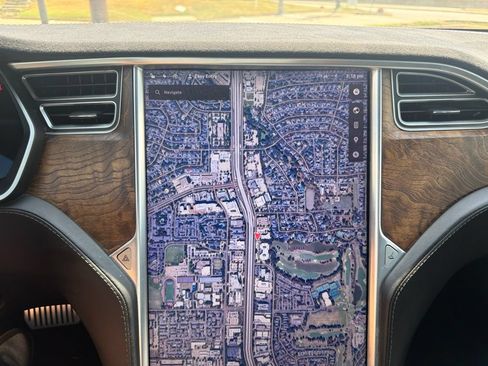 Used 2017 Tesla Model S 100D AWD/4WD image 25