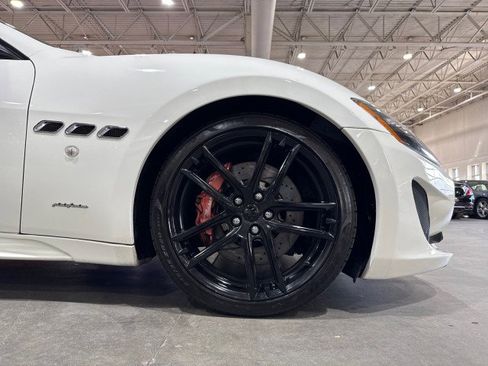 Used 2015 Maserati GranTurismo Sport image 78