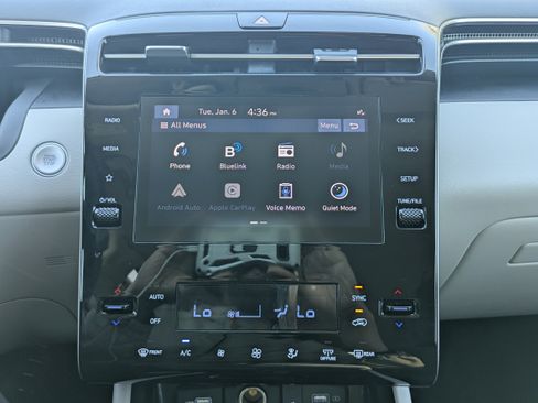 Used 2024 Hyundai Tucson SEL image 25