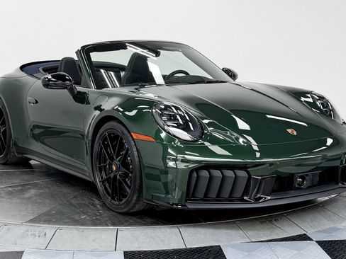 Used 2026 Porsche 911 GTS image 3