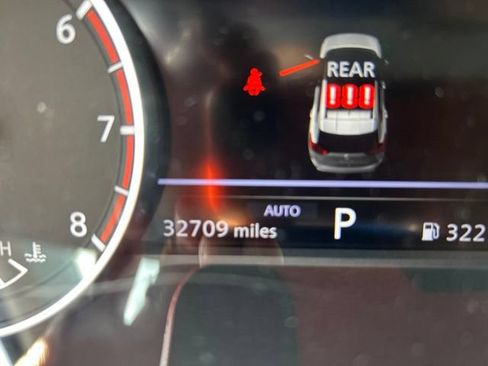 Used 2025 Nissan Rogue SV AWD/4WD image 12