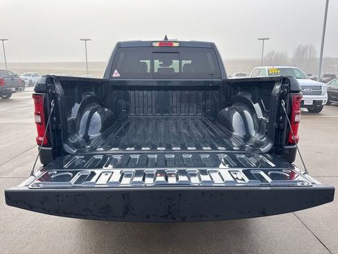 New 2026 RAM 1500 Laramie w/ Night Edition AWD/4WD image 33